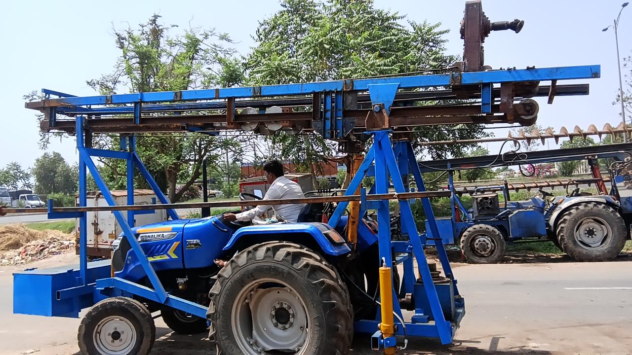Professional piling equipment and tractor-mounted rigs in Ahmedabad